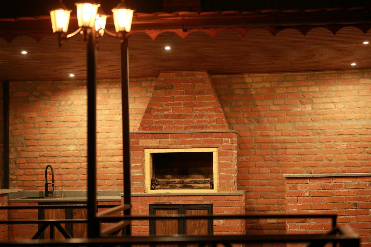 Apart Hotel Avlabari Yard Tiflis Exterior foto