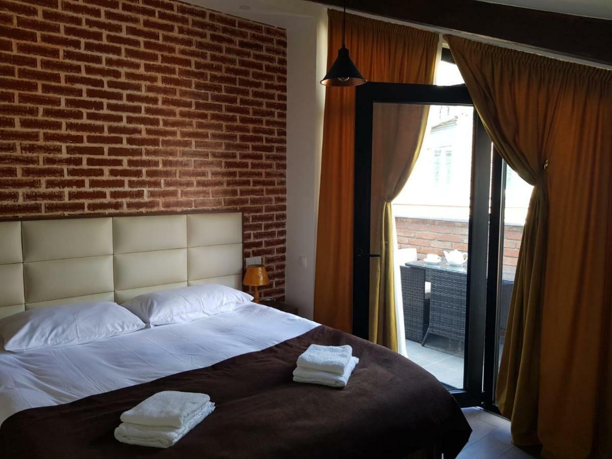 Apart Hotel Avlabari Yard Tiflis Exterior foto